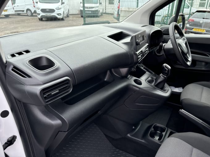 2024 Vauxhall Combo