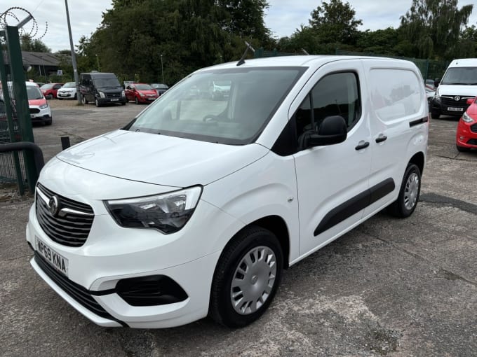 2024 Vauxhall Combo