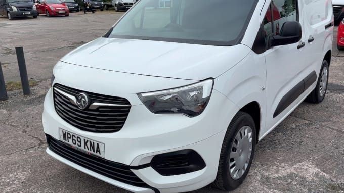 2024 Vauxhall Combo