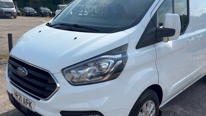 2024 Ford Transit Custom