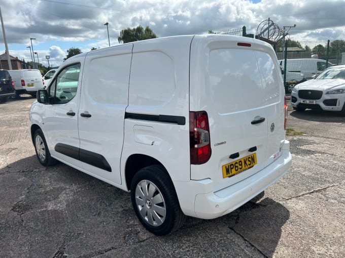 2024 Vauxhall Combo