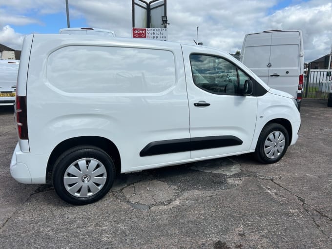 2024 Vauxhall Combo