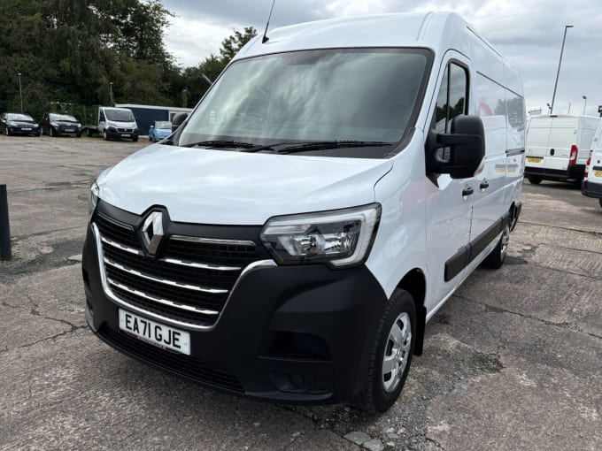 2024 Renault Master