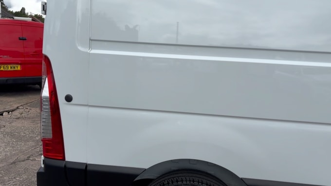 2024 Renault Master