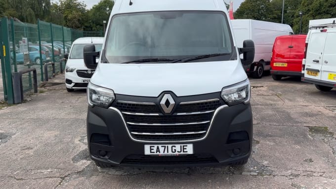 2024 Renault Master