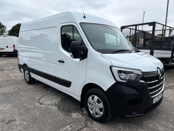 2024 Renault Master