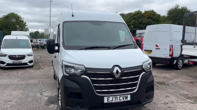 2024 Renault Master