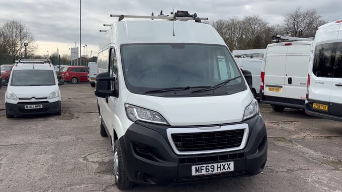 2025 Peugeot Boxer