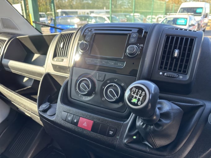 2025 Peugeot Boxer