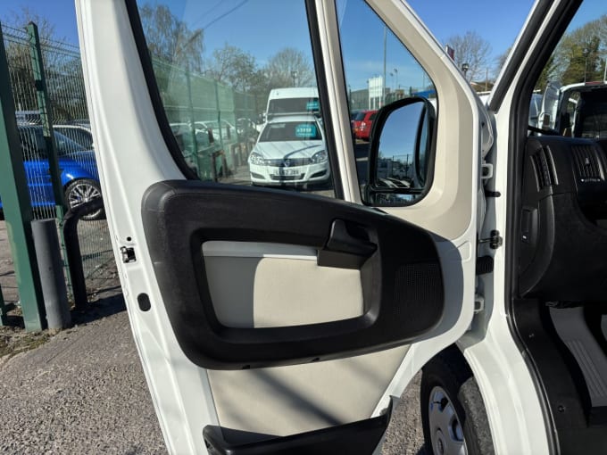 2025 Peugeot Boxer