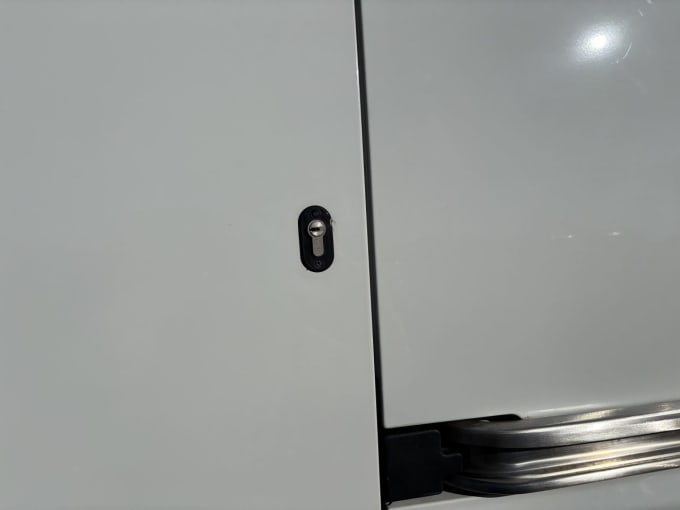 2025 Peugeot Boxer