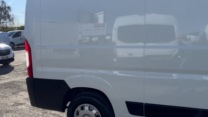2025 Peugeot Boxer