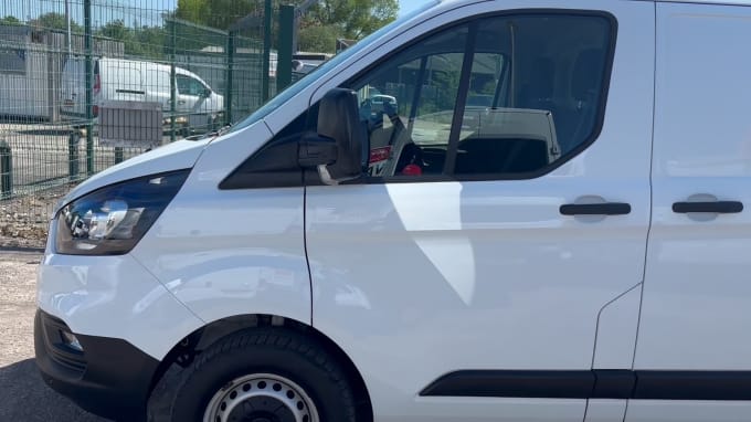 2025 Ford Transit Custom