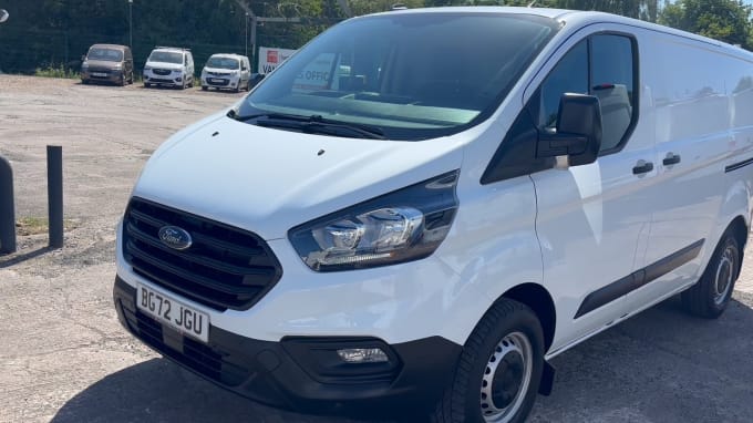 2025 Ford Transit Custom