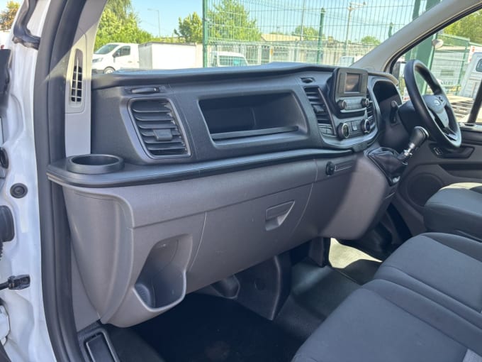 2025 Ford Transit Custom
