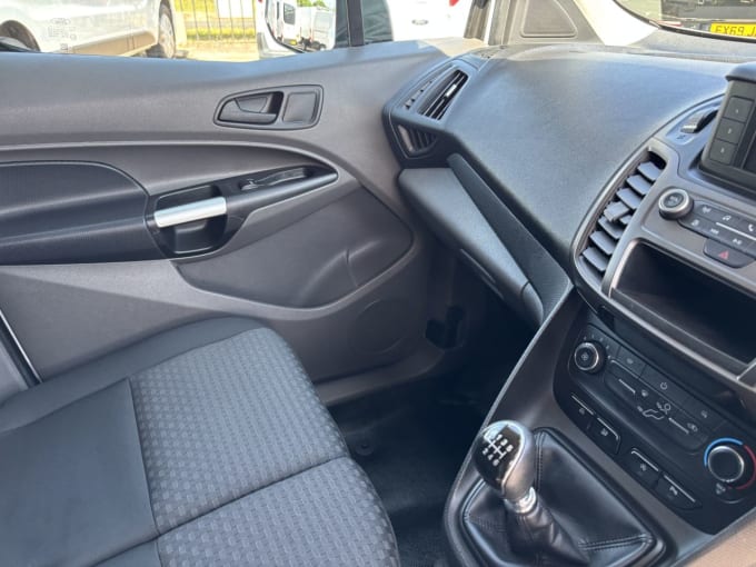 2025 Ford Transit Connect