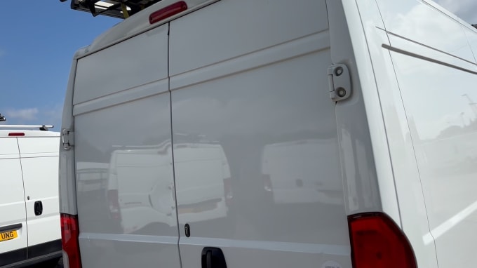 2025 Peugeot Boxer