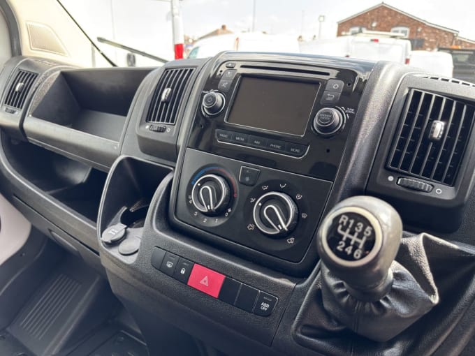 2025 Peugeot Boxer