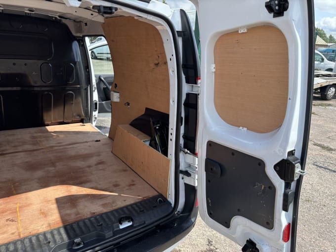 2025 Renault Kangoo Maxi