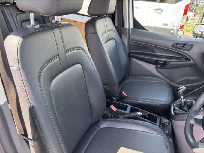 2025 Ford Transit Connect