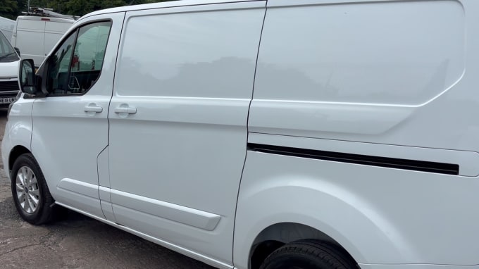 2025 Ford Transit Custom