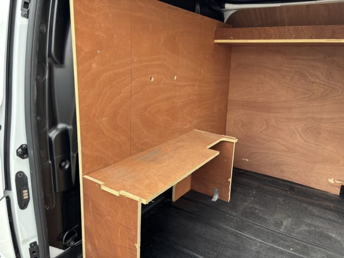 2025 Ford Transit Custom