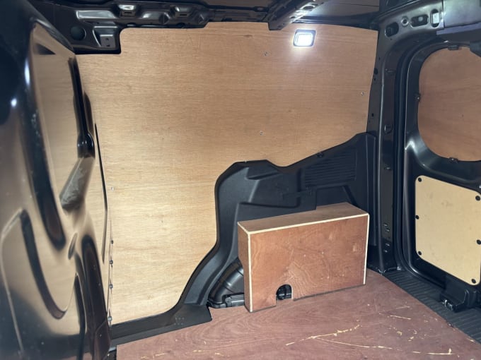 2025 Ford Transit Courier