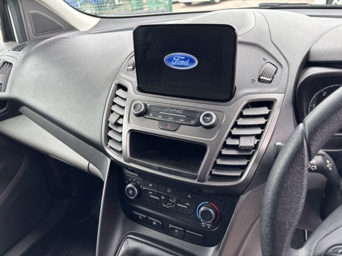 2025 Ford Transit Connect
