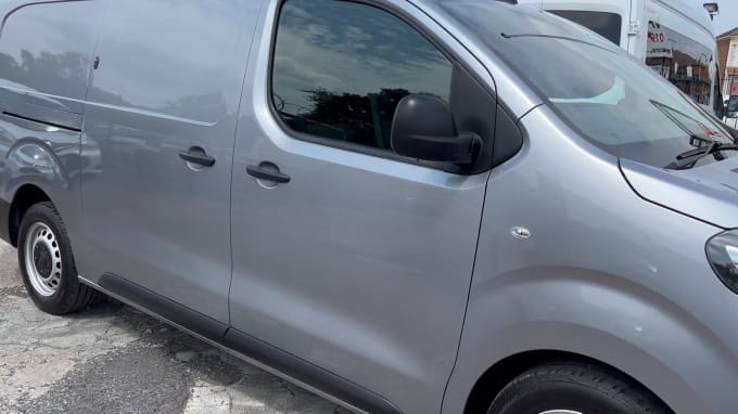 2025 Vauxhall Vivaro