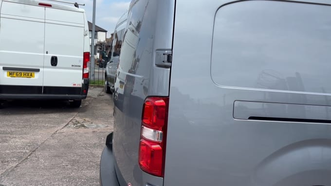 2025 Vauxhall Vivaro