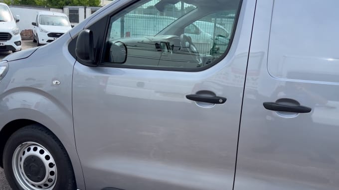 2025 Vauxhall Vivaro