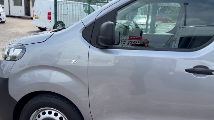 2025 Vauxhall Vivaro