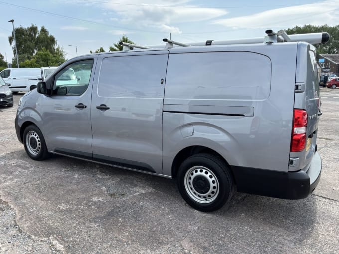 2025 Vauxhall Vivaro