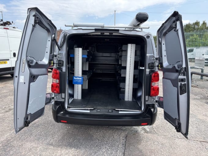 2025 Vauxhall Vivaro