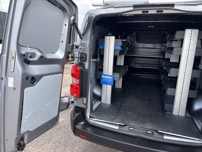 2025 Vauxhall Vivaro