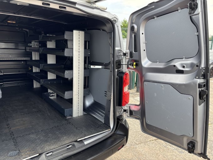 2025 Vauxhall Vivaro