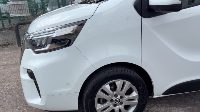 2025 Nissan Primastar