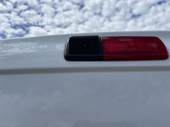 2025 Nissan Primastar