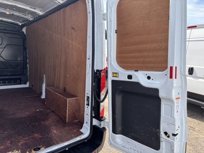 2025 Ford Transit