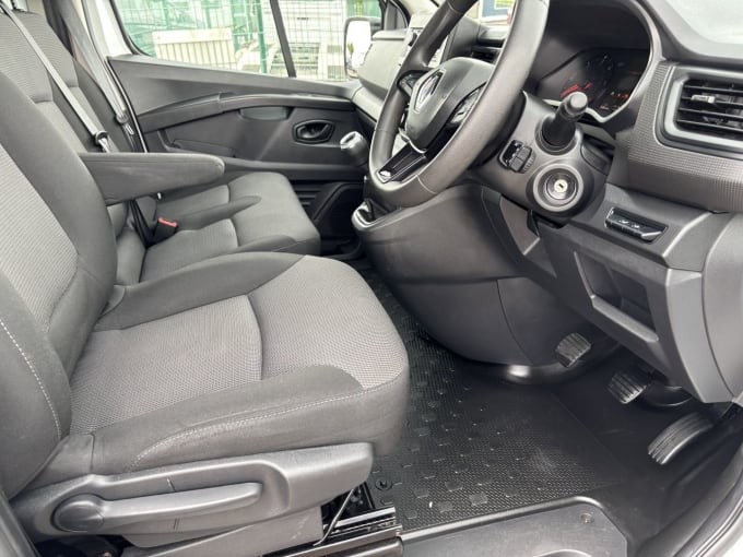 2025 Renault Trafic