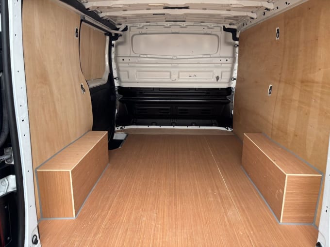 2025 Renault Trafic