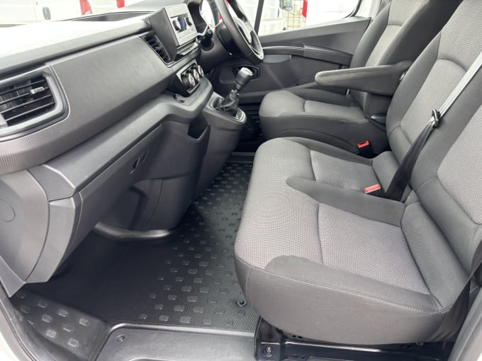 2025 Renault Trafic