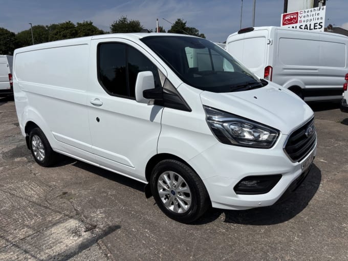 2025 Ford Transit Custom