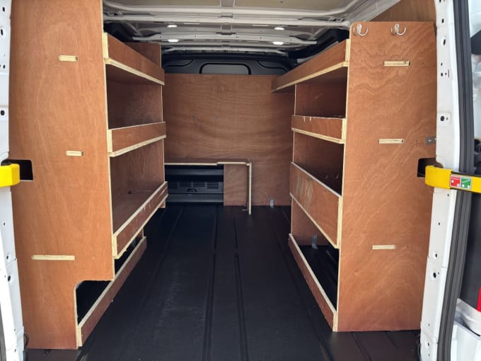 2025 Ford Transit Custom