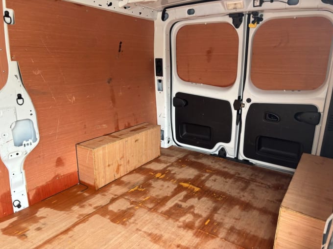 2025 Renault Trafic