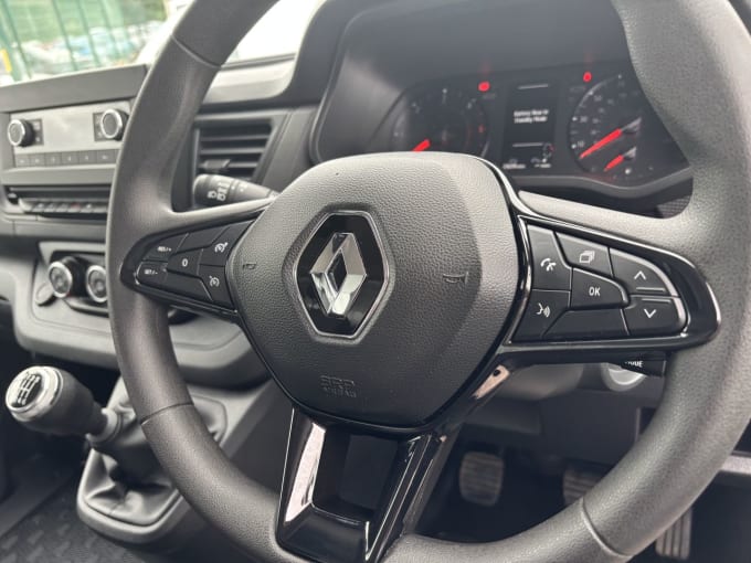2025 Renault Trafic