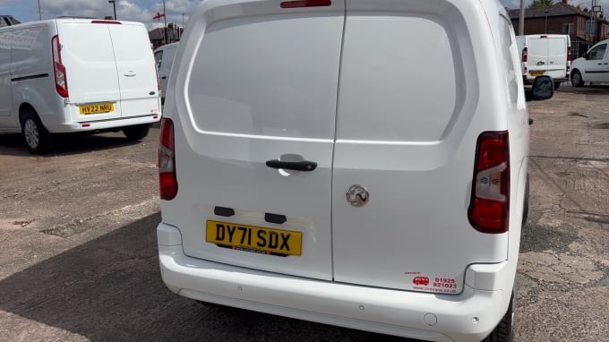 2025 Vauxhall Combo