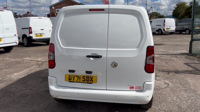 2025 Vauxhall Combo