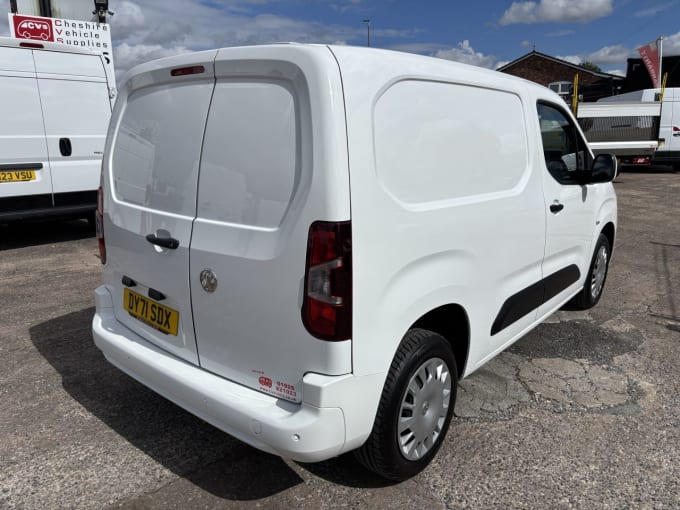 2025 Vauxhall Combo