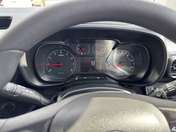 2025 Vauxhall Combo